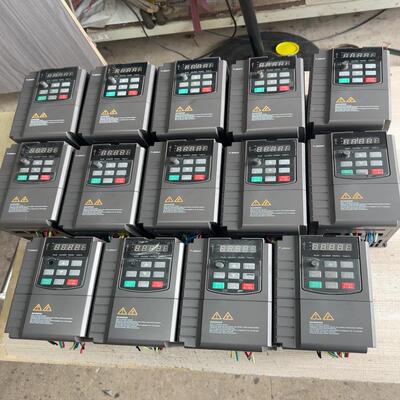 {雅致商行}格立特变频器VC8000-3R2G3