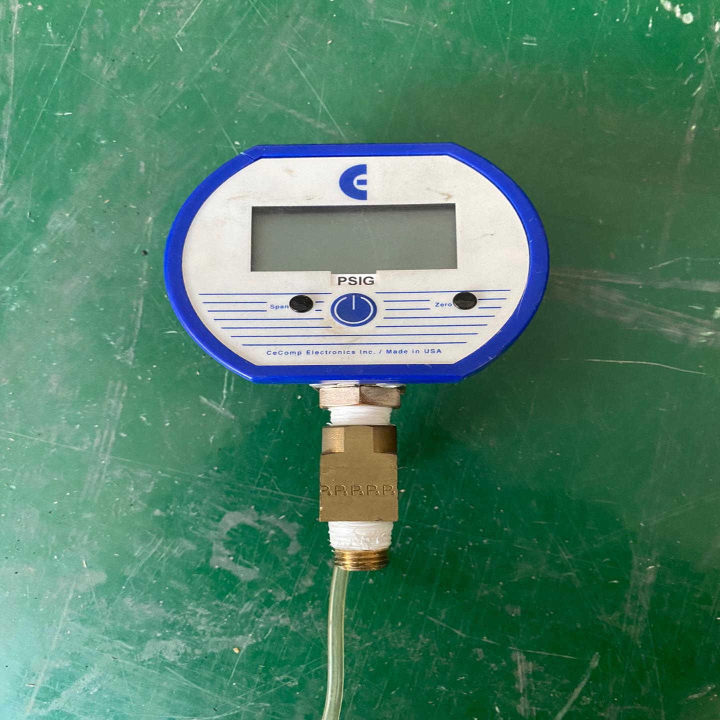 Cecomp Electronics DPG1000(雅子机械）