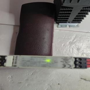 共有8片片实物拍 {雅致商行}AB信号隔离器931S P1C2D