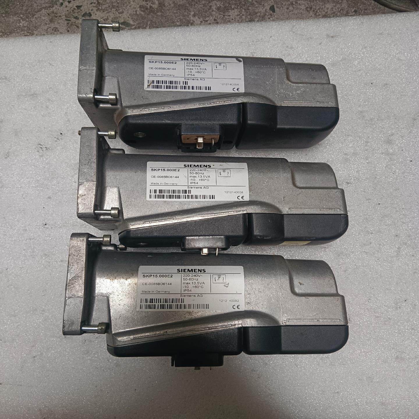{雅致商行}西门子SKP15000E2燃气调压阀执行器实物图功能包
