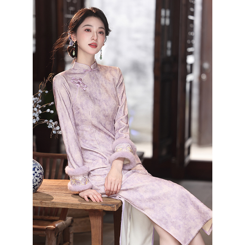 紫色长袖旗袍加绒秋冬季女新中式改良年轻款连衣裙日常绝美气质女