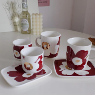 杂置社北欧陶瓷杯方碟马克杯奶杯咖啡杯秋冬酒红金色圣诞釉上彩