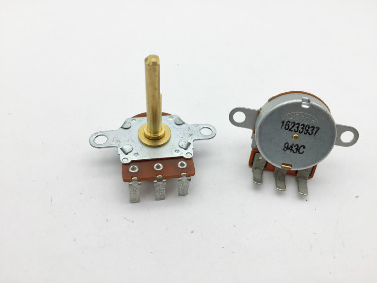 日本ALPS阿尔卑斯24型单联旋转音量电位器10K20定位 轴长30MM