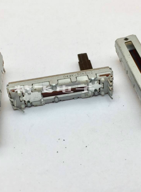 原装日本ALPS 40mm 直滑式电位器 双声道B50KX2 轴长15mm调音量