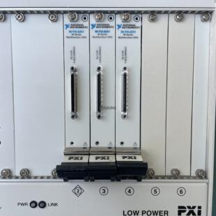 NI PXI-6251多功能数据采集卡，三块插槽，议价