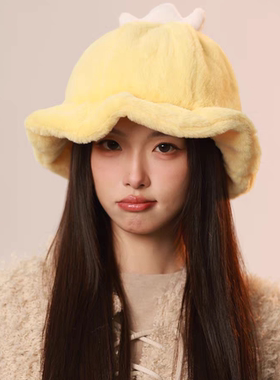 可爱小翅膀皇冠新款毛绒渔夫帽盆帽秋冬季大头围显脸小保暖防寒帽