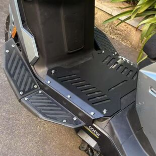 适用适配小牛FX/FXT加宽脚踏下层式踩脚脚踏板加厚双层烤漆脚蹬改