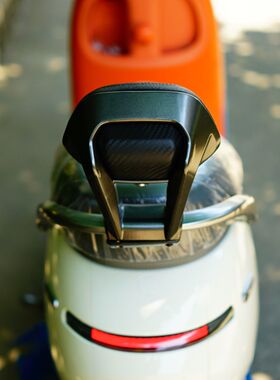 适用适用新款九号Q380c加固Q385C靠背加厚铝合金柔软垫背改装直上