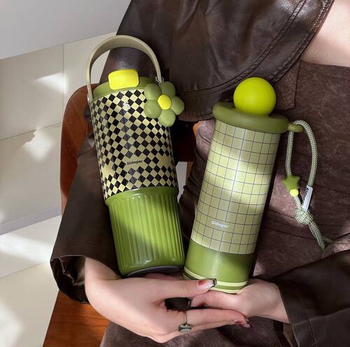 世大家大艺术家吸管保温杯男女生