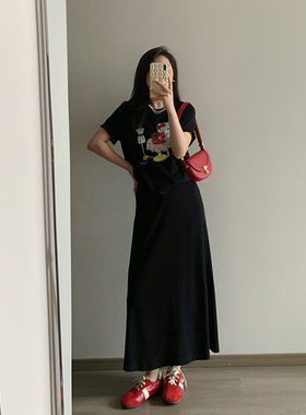 韩系敲显瘦凉感A摆垂顺半身裙
