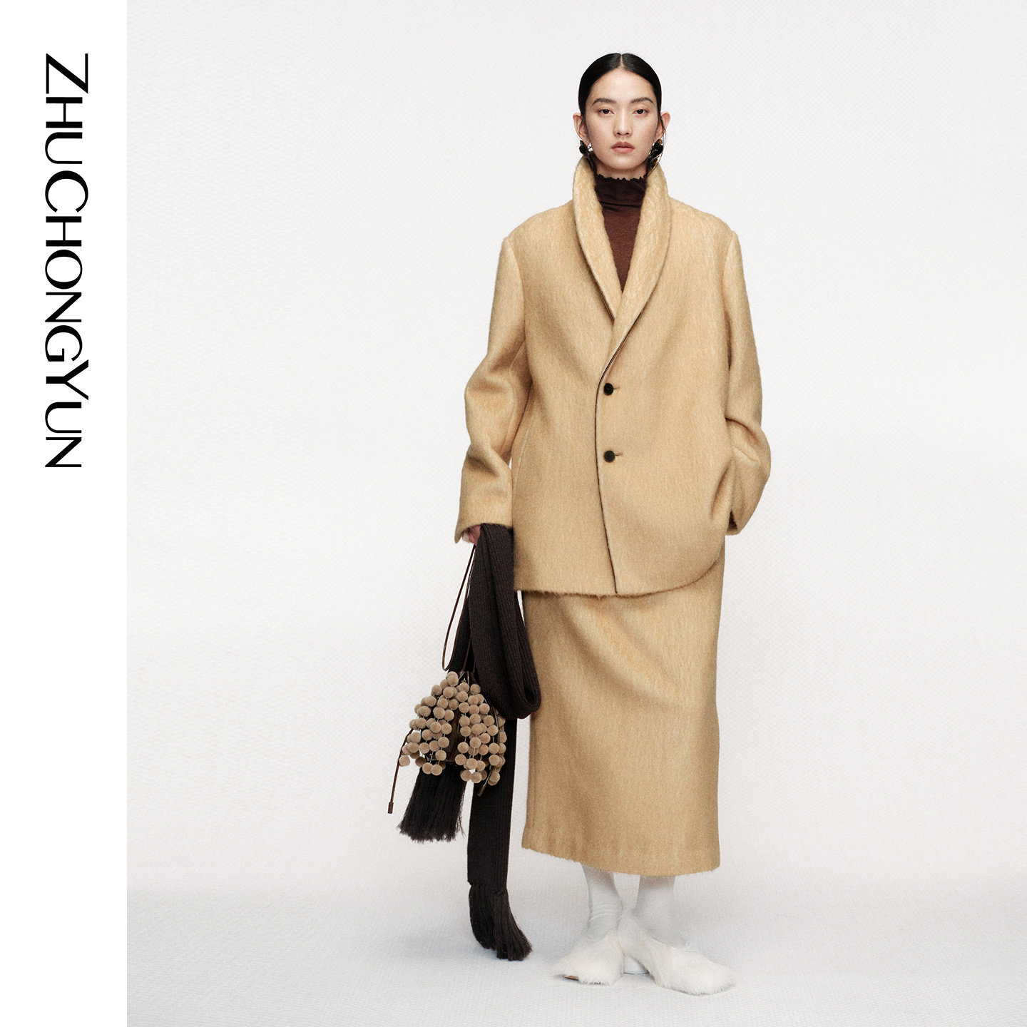 ZHUCHONGYUN2026冬季新款印花丝缎镶边单排扣立领西装半裙套装