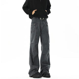 美式复古灰色弯刀工装裤男春季新款褶皱直筒高街修身微喇水洗裤子