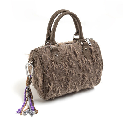 Conjure Travel Bag Distressed BROWN 新款流苏小旅行包手袋