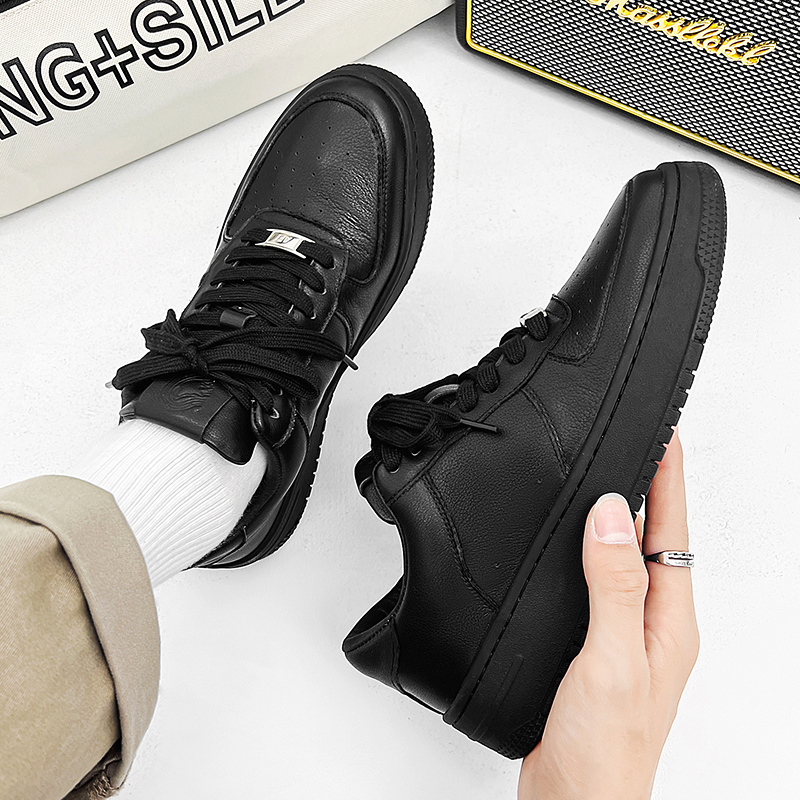 【特大码男鞋透气加宽加肥板鞋】