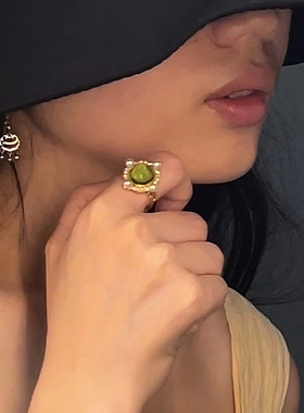 新款泰国潮新中式复古风嫩绿色戒