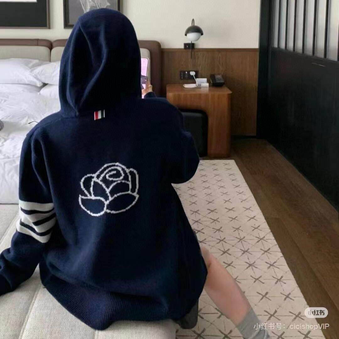 TB 玫瑰花四杠提花羊毛连帽拉链针织衫外套男女情侣同款