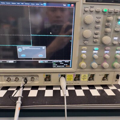 询价泰克DPO7254C示波器，2.5G带宽，40G采样，Win可维修