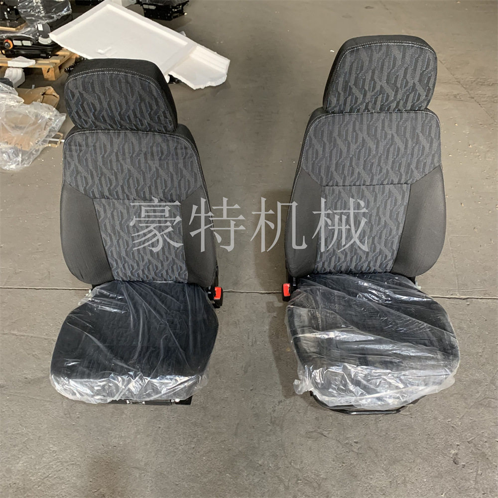 陕汽德龙重卡驾驶室配件座椅DZ13241510013