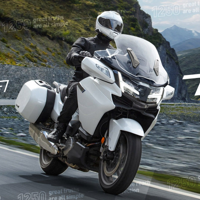厂家直销C-F-MOTO1250成人2座运动旅行二轮摩托车春-风摩托车