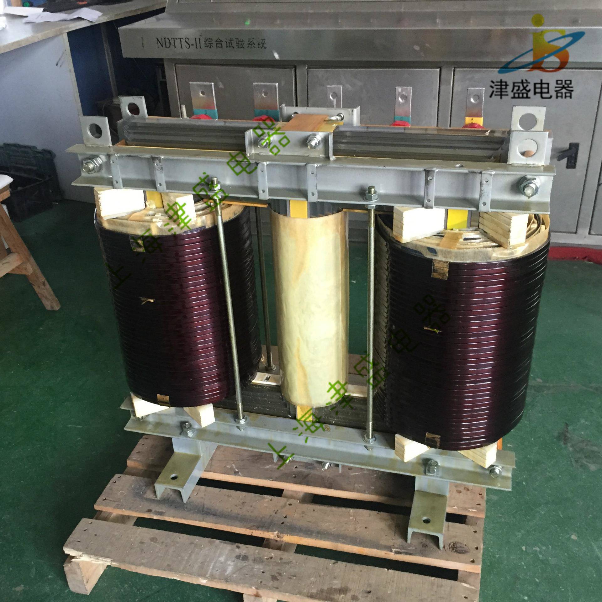 纯铜SBDG-200KVA斯考特隔离变压器三相380V变两相220V平衡变压器