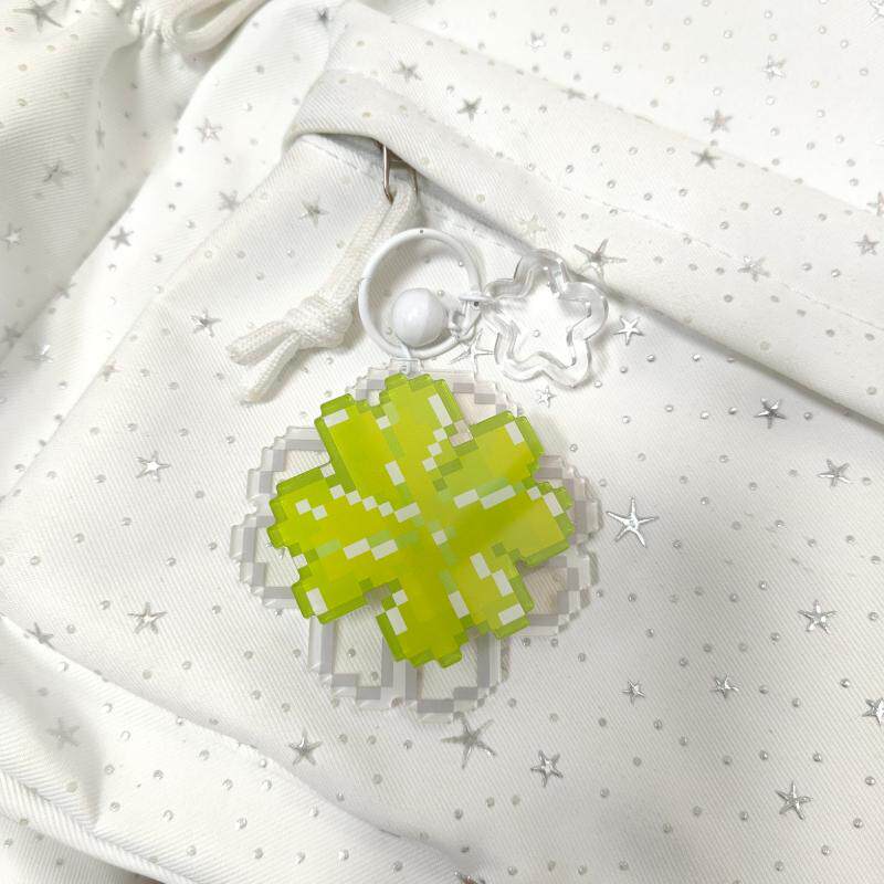旋转四叶草挂件手工像素风亚克力钥匙扣创意永生花礼物送朋友同学