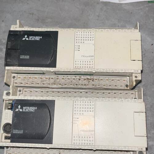 议价FX3GA-60MR-CM 可编程控制器 工控自动化控制模块维修