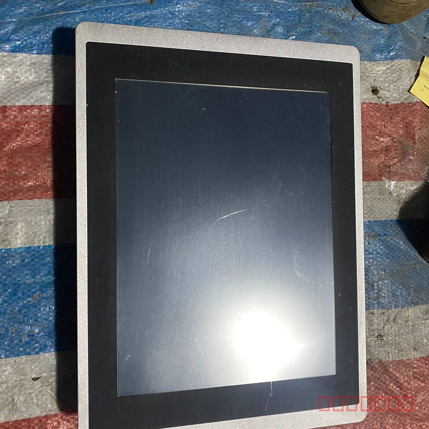 议价屏通人机PT121-TST4B-V2R1，实物拍摄，维修