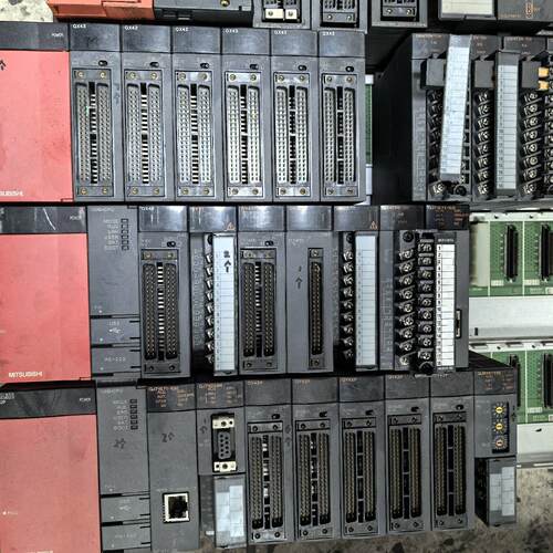 议价QX42 Q61P Q06HCPU QY42P PLC模块 功能完好 工控配件维修