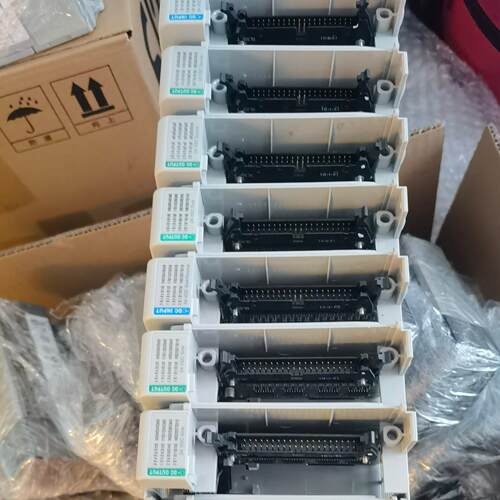 议价1769-IQ32T 1769-OV32T 工控自动化PLC控制模块维修