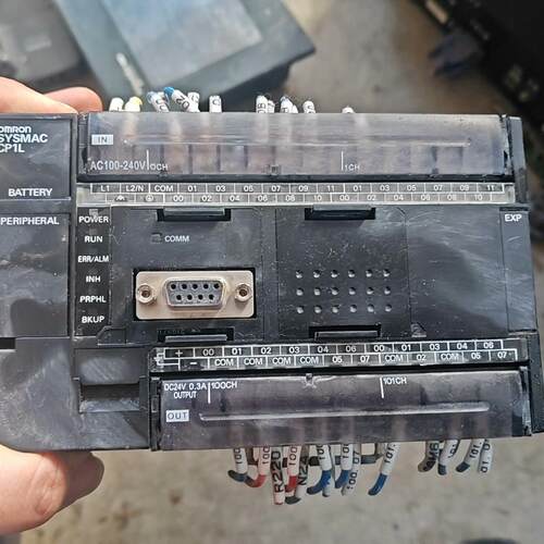 议价CP1L-M40DR-A 可编程控制器PLC 工控自动化控制模块维修