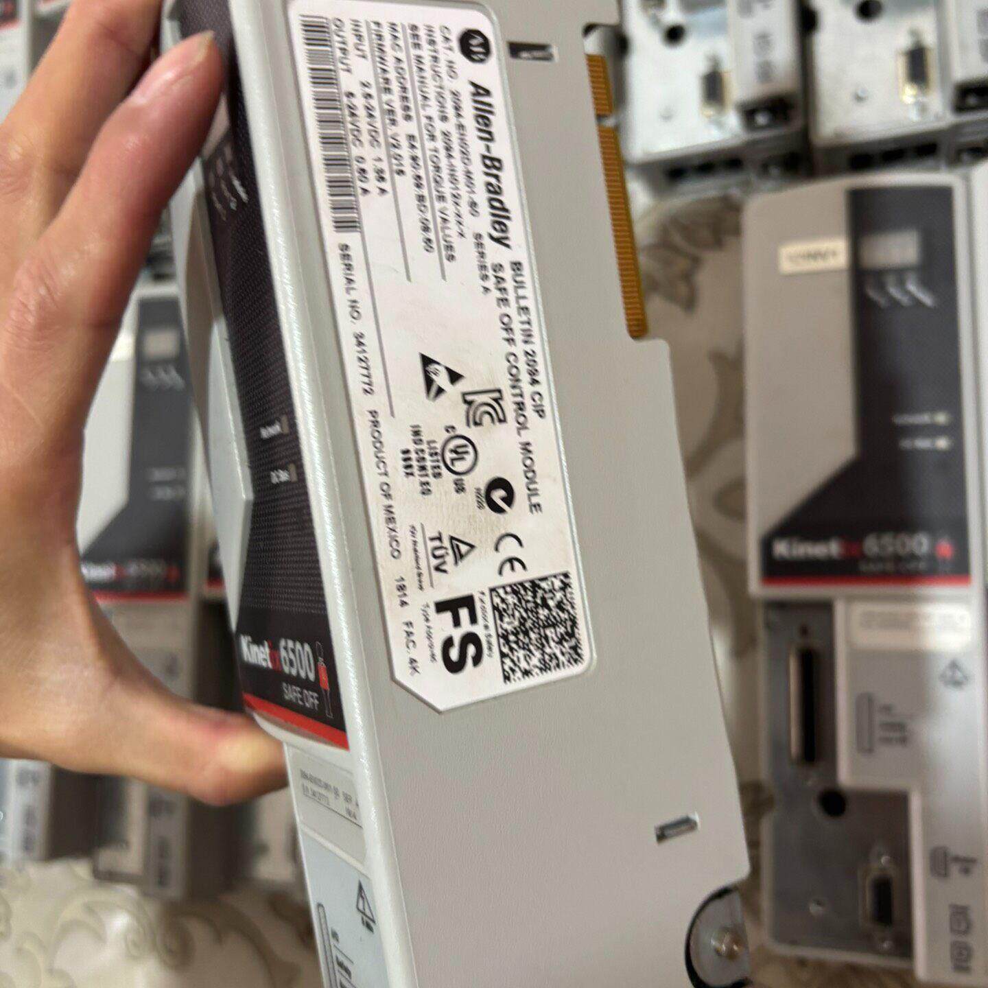 议价2094-EN02D-M01-S0 安全关闭控制模块 工控自动化配件维修