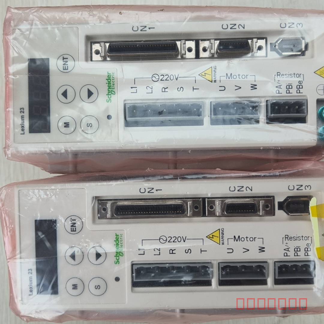 议价施耐德全新伺服驱动器  LXM23CU04M3X维修
