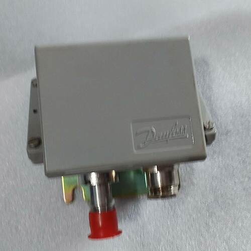议价084G2206 EMP2 压力变送器 工业自动化传感元件维修