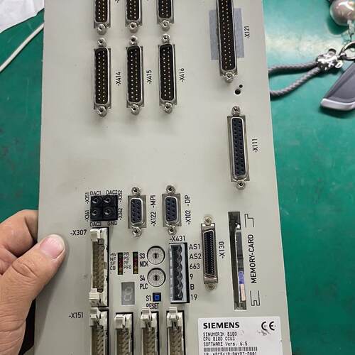 议价6FC5410-0AY03-0AA1 810D CCU3 数控驱动 工控系统板卡维修