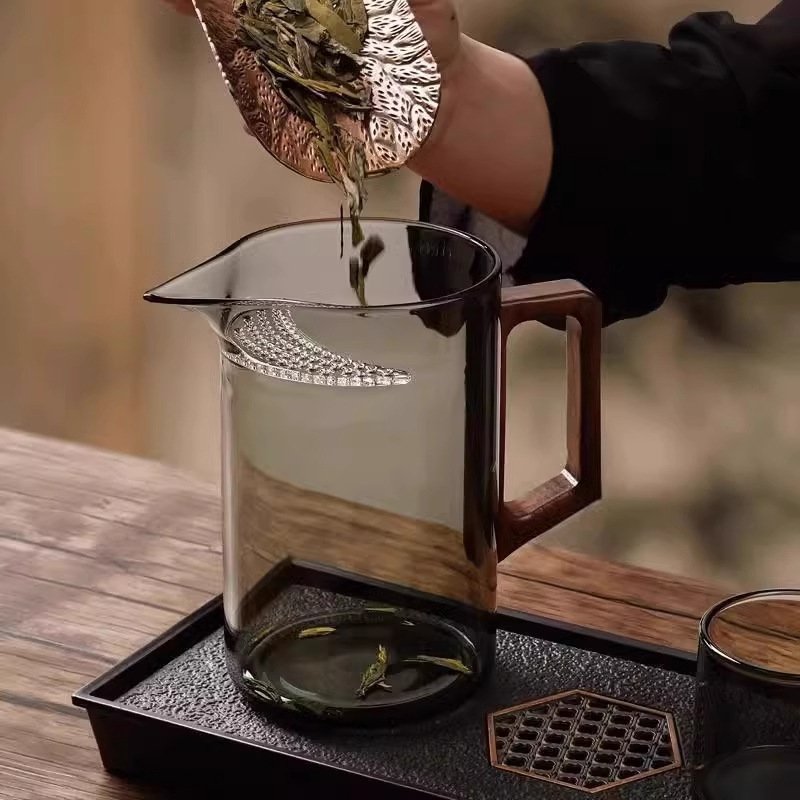 加厚高硼硅玻璃月牙公道杯茶漏一体式大容量带过滤网红分茶器公杯