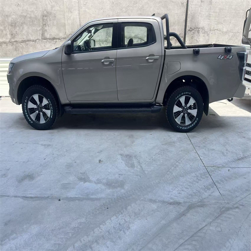 ISUZU4*4皮卡货车5吨载货车五十铃翻斗车工程车随车吊右舵车