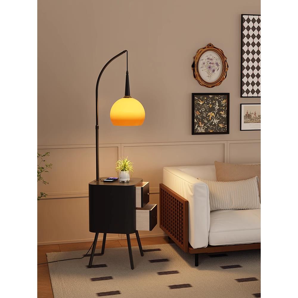 法式中古风落地灯客厅沙发旁高级感氛围灯置物架无线充中山灯具