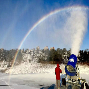 多喷头人工下雪机 滑雪场造雪机 影视基地降雪喷雪车视频