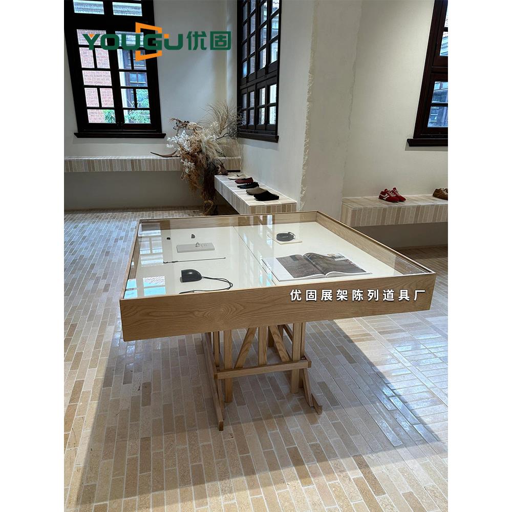 服装店展示柜买手店中岛台实木展台女装店质感首饰柜流水台陈列台