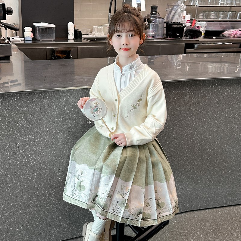 女童汉服马面裙套装2024春秋新B款国风改良唐装春装女孩中式三件