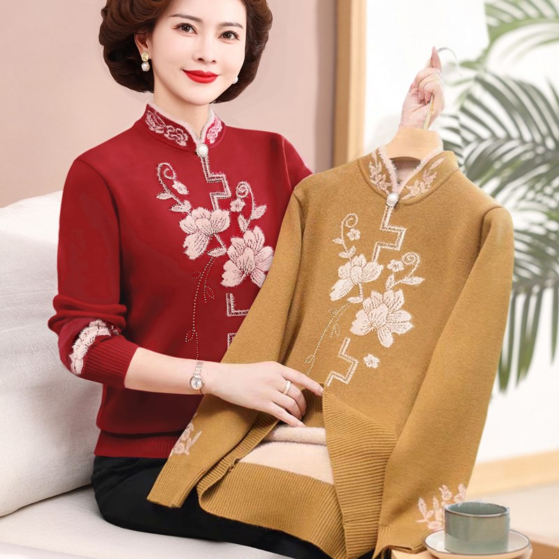 妈妈秋冬装一体绒毛衣女内v搭保暖上衣中老年人加绒加厚针织打底