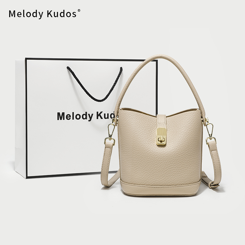 高级感手提水桶包2023新款百搭菜篮子单肩包软皮斜挎包通勤包女潮