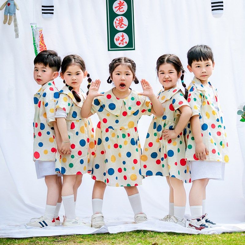 儿童彩色圆点连衣裙演出服幼儿园毕业照班服小学生运动会啦啦队服