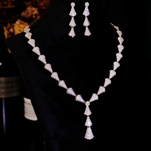 高级感轻奢气质锆石新娘项链扇形长款耳坠套装重工婚纱晚礼服配饰
