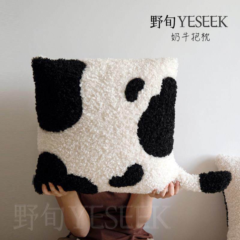 七月山谷/野旬 奶牛抱枕可爱黑白高级感方形毛绒沙发客厅床头靠垫