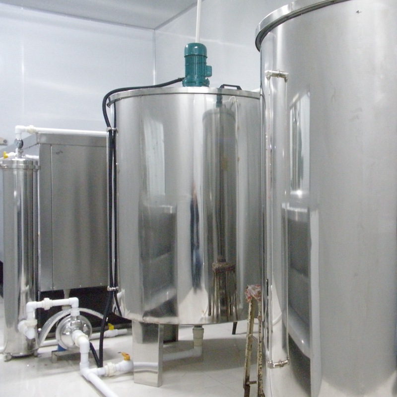 厂家供应液体三合一灌装机设备 弱碱性水、苏打水灌装机