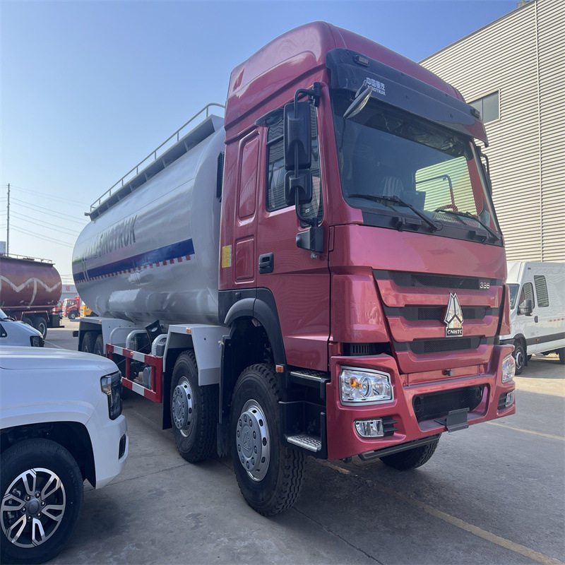 右舵HOWO粉罐车30方粉粒物料运输车重汽豪沃工程车自卸车搅拌车