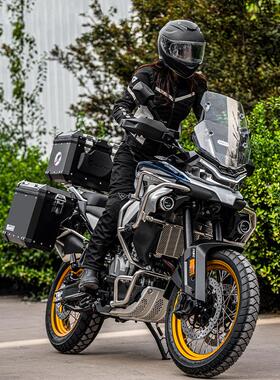 GSADV适用春风800MT三箱边箱尾箱护杠保险杠改装铝合金箱快拆配件