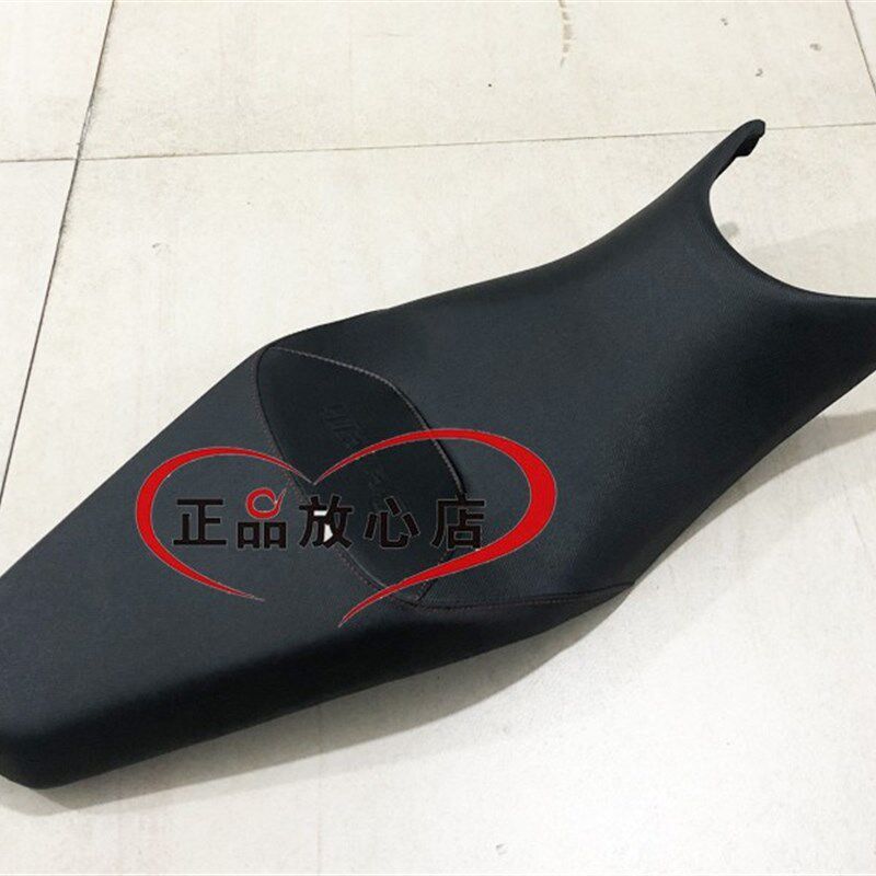 BJ300GS蓝宝龙BN302TNT300黄龙300GS-3摩托车坐垫坐包车座座椅