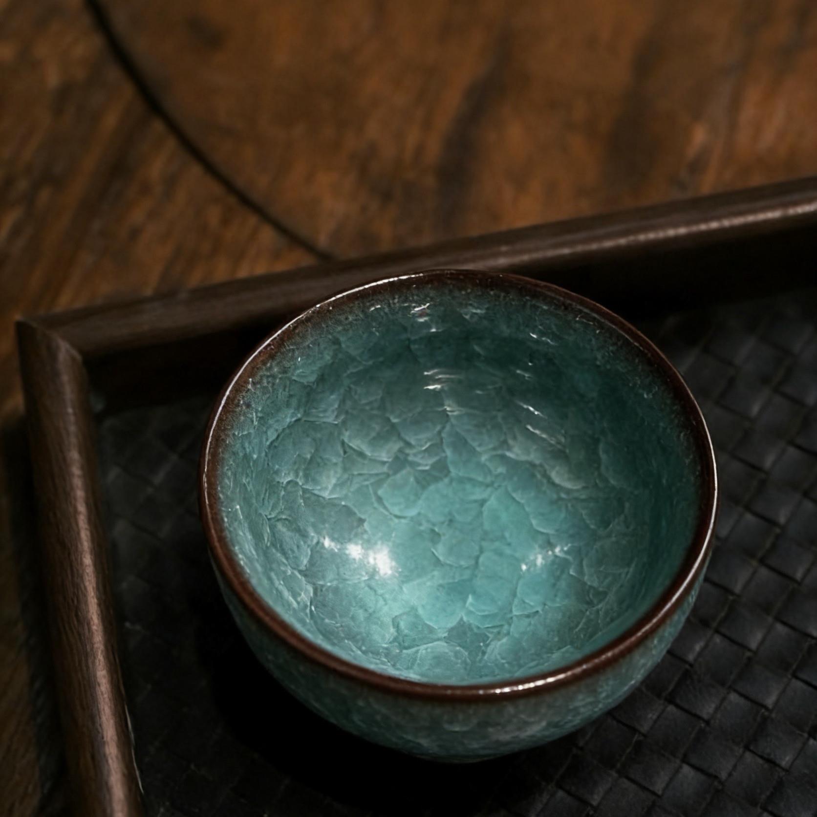 龙泉青瓷冰裂纹主人杯 纯手工哥窑开片可养 功夫茶具单杯